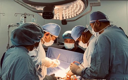 Хүүхдүүдэд амьдрал бэлэглэх